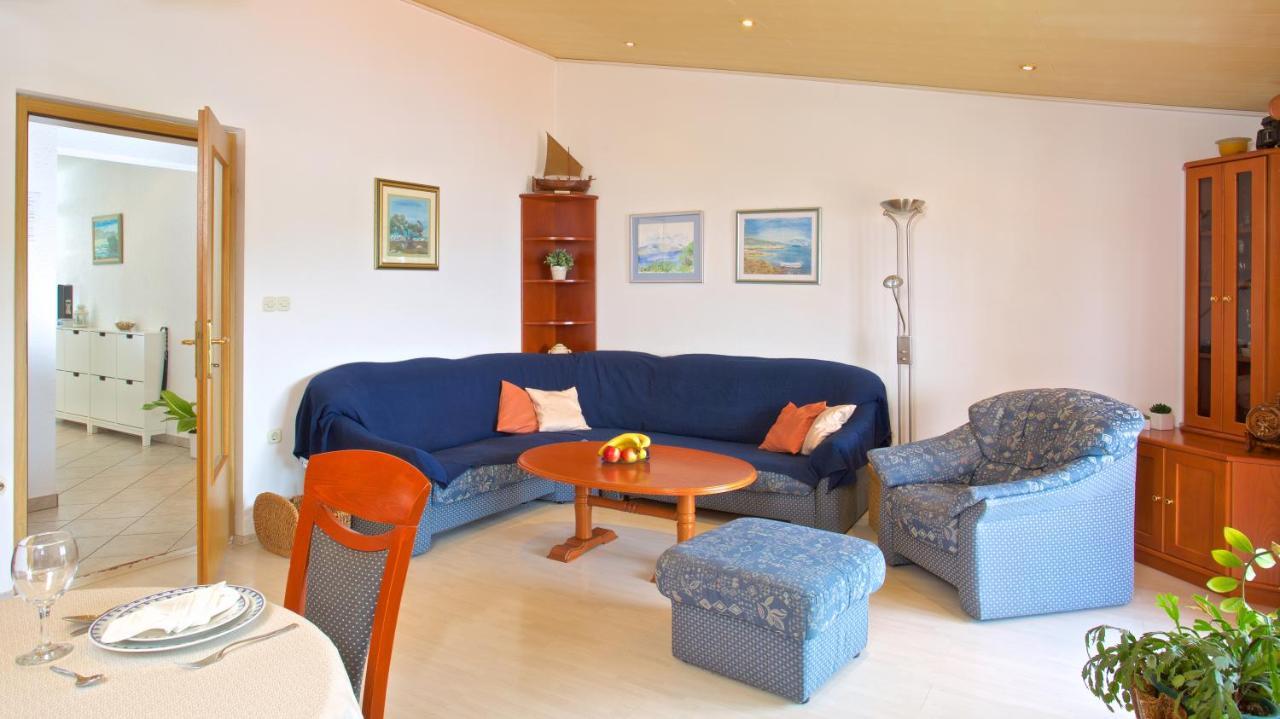 Apartments Vinka Jelsa  Ngoại thất bức ảnh